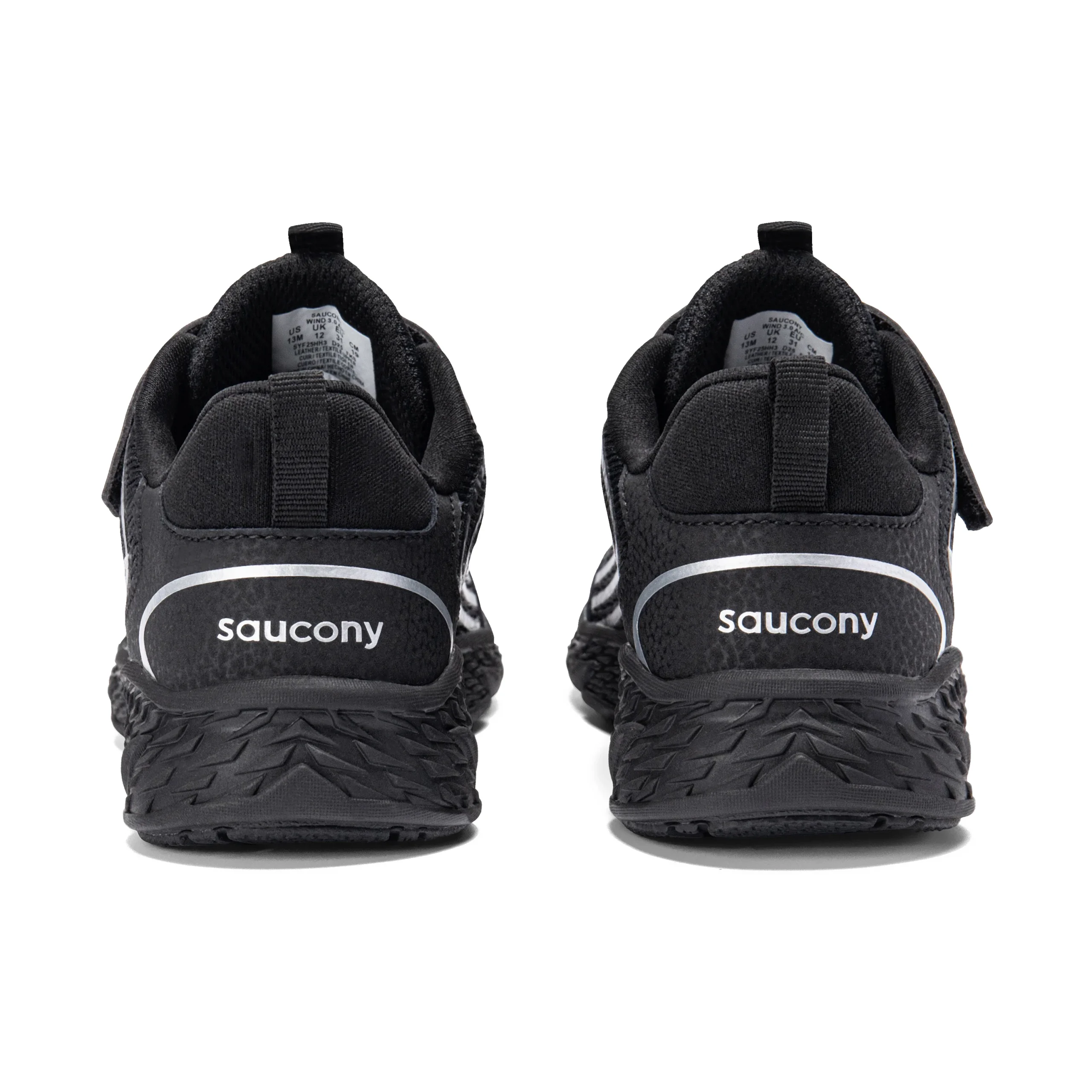 Wind 3.0 A/C Sneaker - Big Kid Black - Image 4